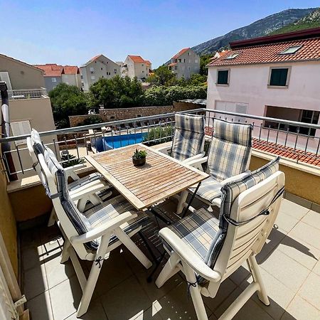 Perla Apartments Bol Exteriér fotografie